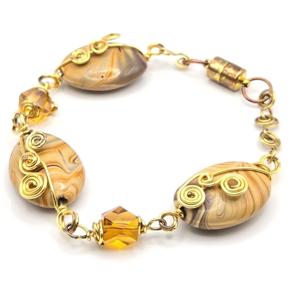 Handmade‎ Wire Wrapped Swirl Glass Bead Bracelet Gold Tone Magnetic Clasp 7